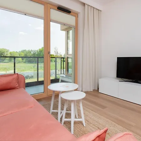 Elegant Pastel Letnicka With Gym & Parking By Renters