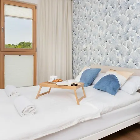 Elegant Pastel Letnicka With Gym & Parking By Renters Gdańsk